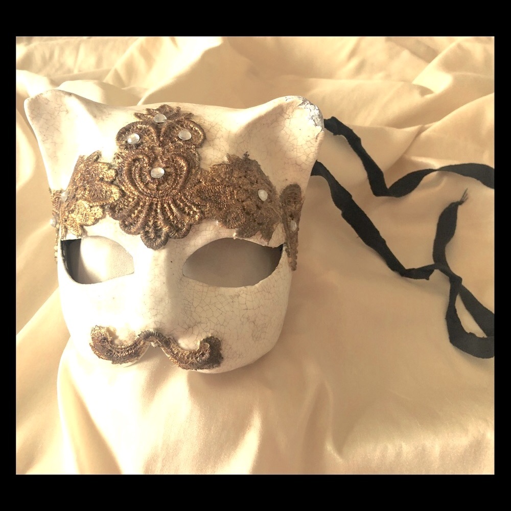 Vintage Kitten Mask